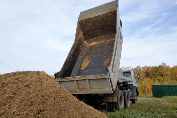 Topsoil Delivery in Mesa